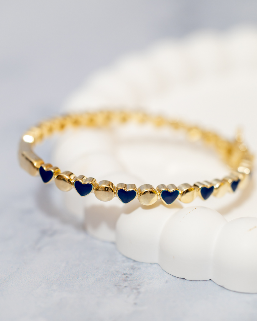 Pulsera Bangle Corazones Azules Plateada 