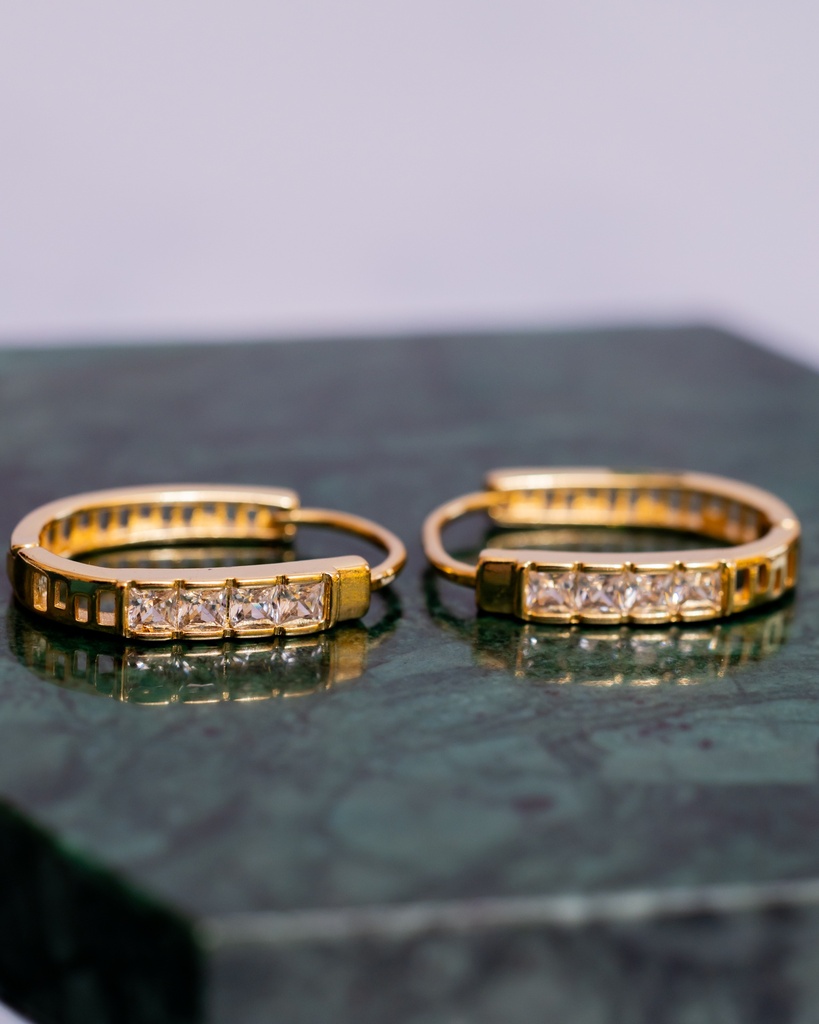 Arete Argolla Ovalada Cristales