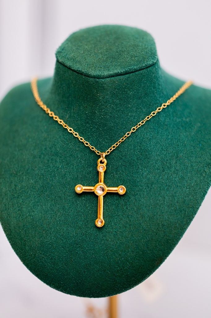 Collar Corto Cruz Cristales Maranva