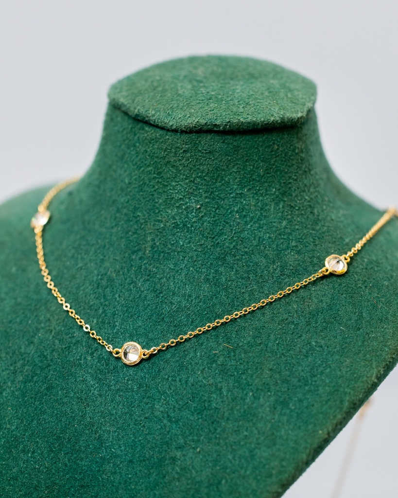 Collar Multi Cristales Flotantes Mediano Largo