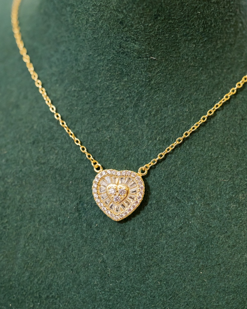 Collar Corazon Cristales Dentro