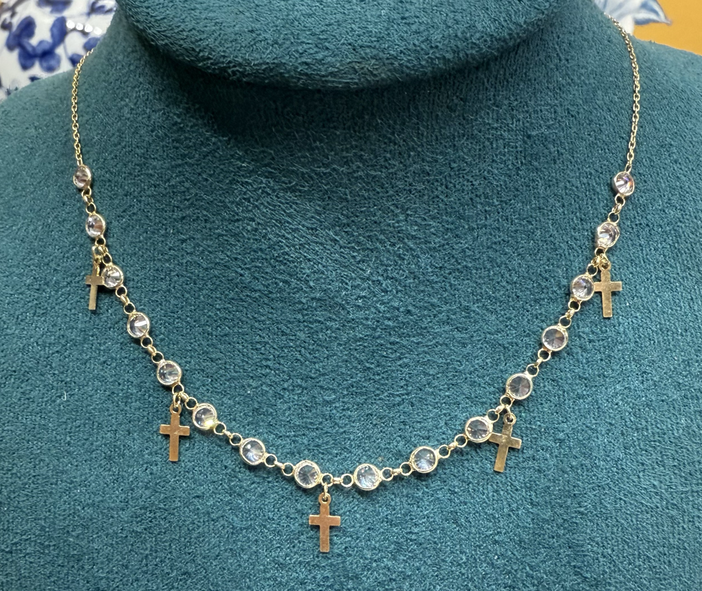 Collar Cruces y Cristales Colgando