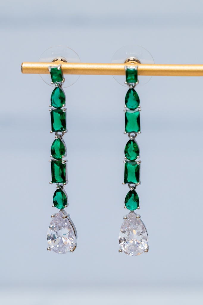 Arete Largo Verde Esmeralda Gota Cristal CZ