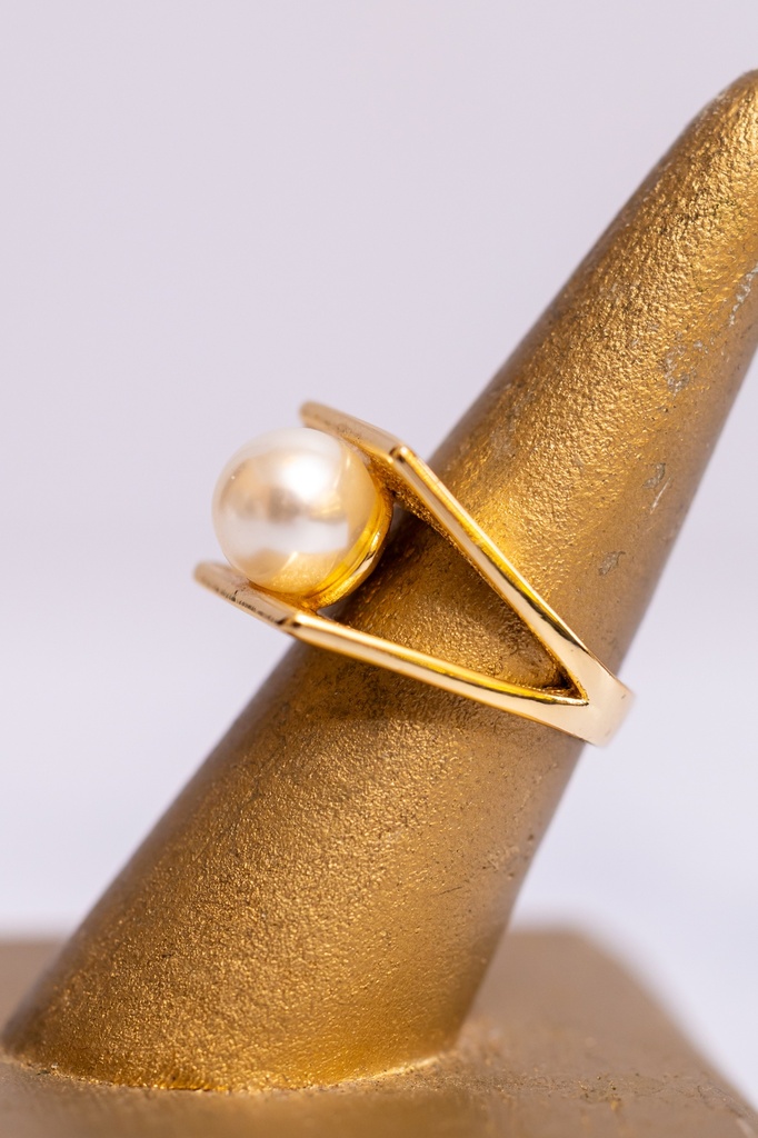 Anillo Cuadrado Perla Centro