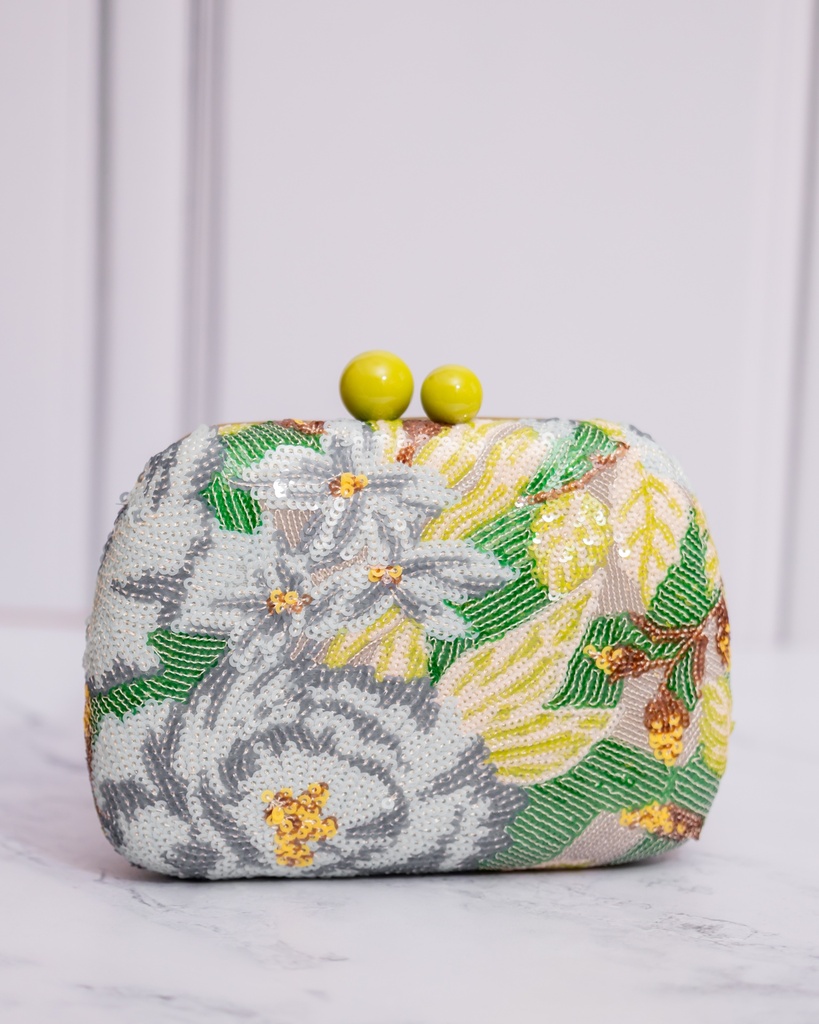 Cartera Bordada Flores con verde