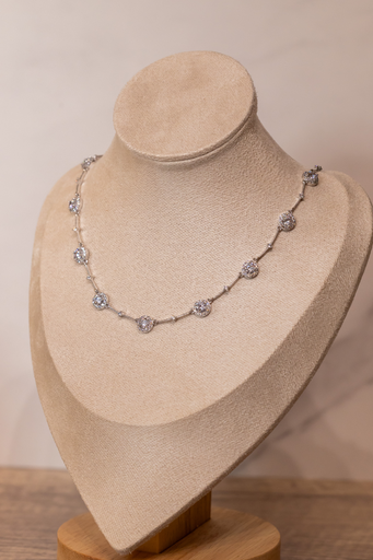 [12772] Collar Circulos Plateado Cristales